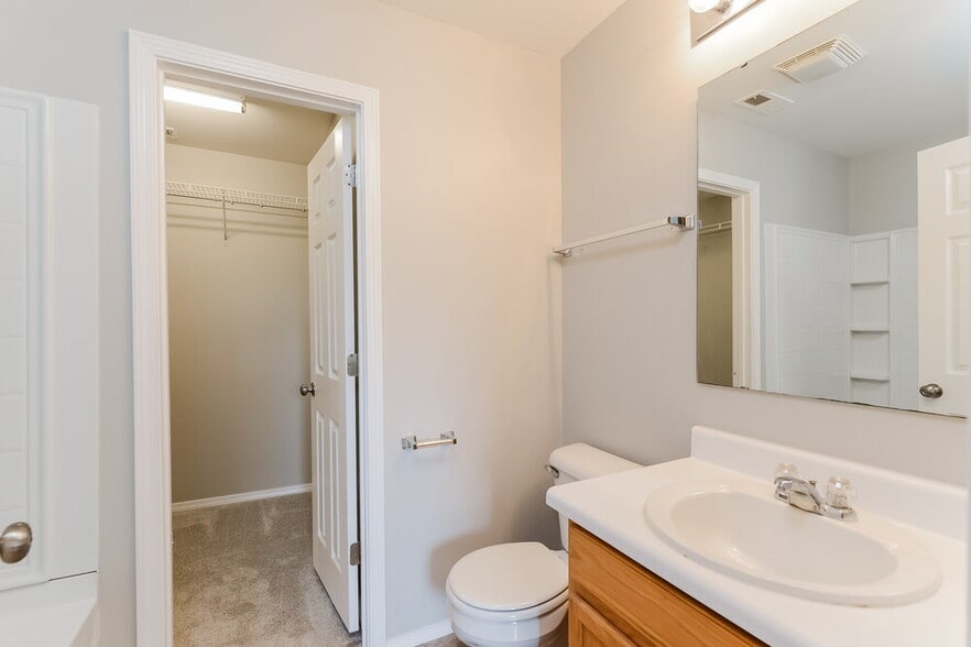 Building Photo - 5095 Joshua Way Ln