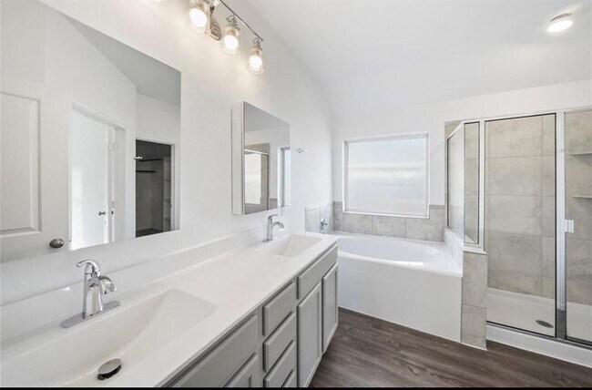 Building Photo - 9326 Victoria Valley Ct