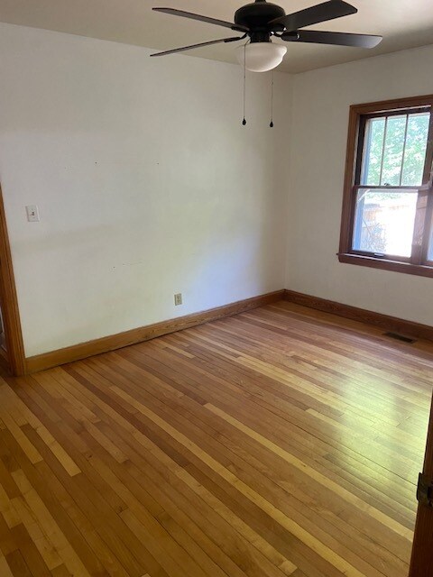 Building Photo - 3774 Cherokee Rd