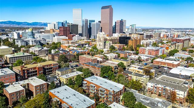 Building Photo - 1376 N Pearl St