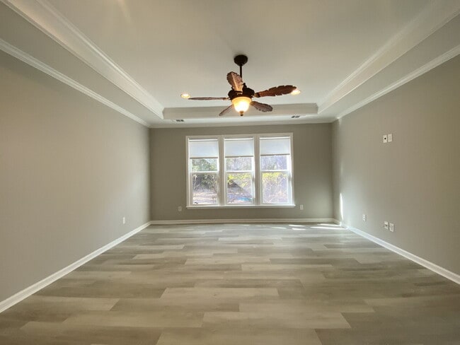 Building Photo - Three-bedroom ranch style home located in Baynard Park!