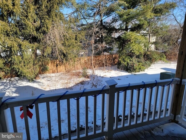 Building Photo - 9220 Niki Pl