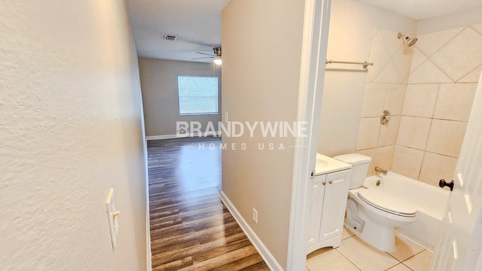 Building Photo - 3716 Ambermist Dr