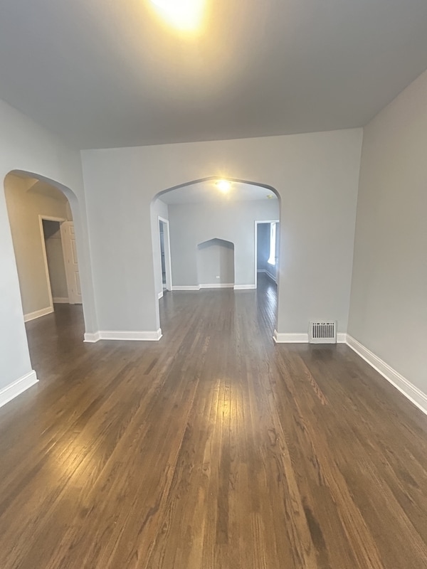 Building Photo - 5759 S Wolcott Ave