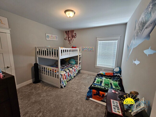 Building Photo - Live the Coastal Dream in Beachwood Estates, Stunning Long-Term Rental Available!