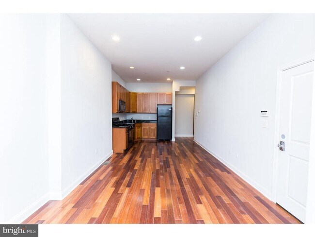 Building Photo - 931 N 19th St