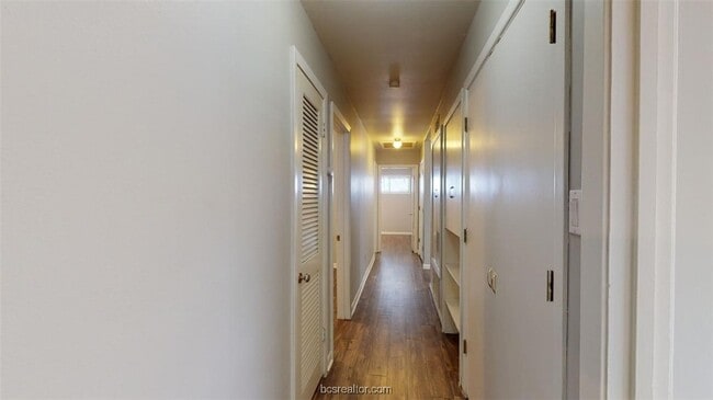 Building Photo - 1618 George Bush Dr