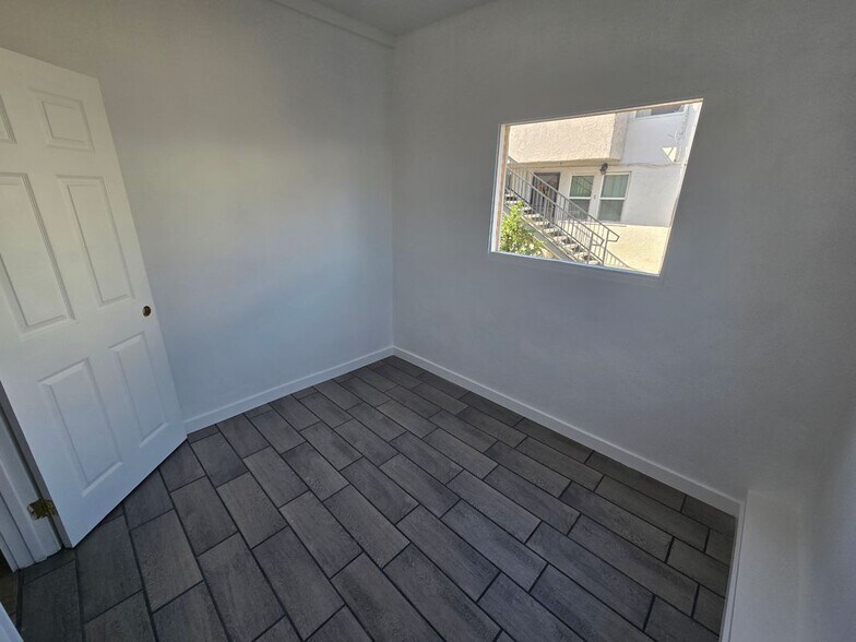 Building Photo - 2284 Kearney Ave