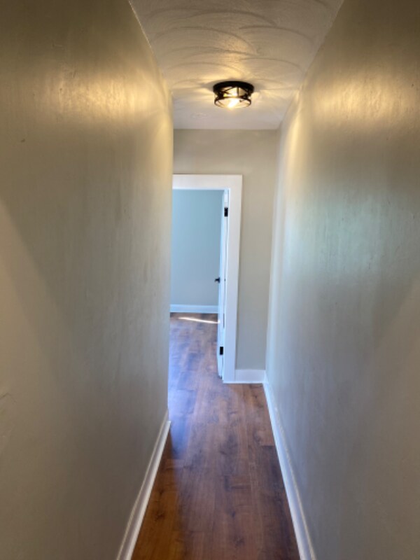 Building Photo - 28 Marble St