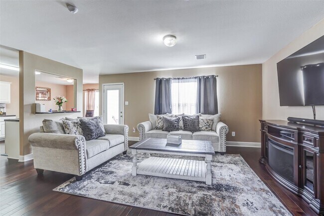 Building Photo - 28906 Llano River Loop