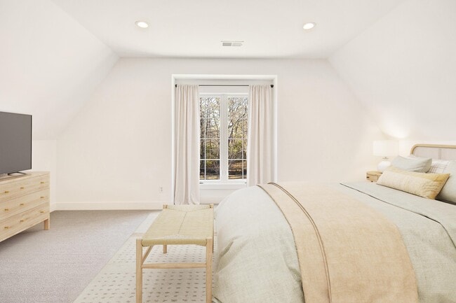 Building Photo - 641 Fletcher Rd