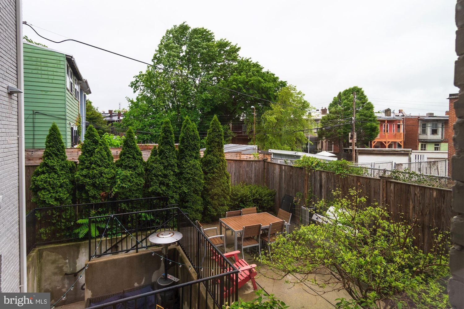 Building Photo - 809 Otis Pl NW