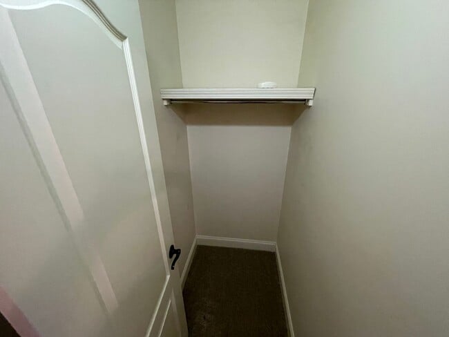 Building Photo - 3BR/3BA For Rent