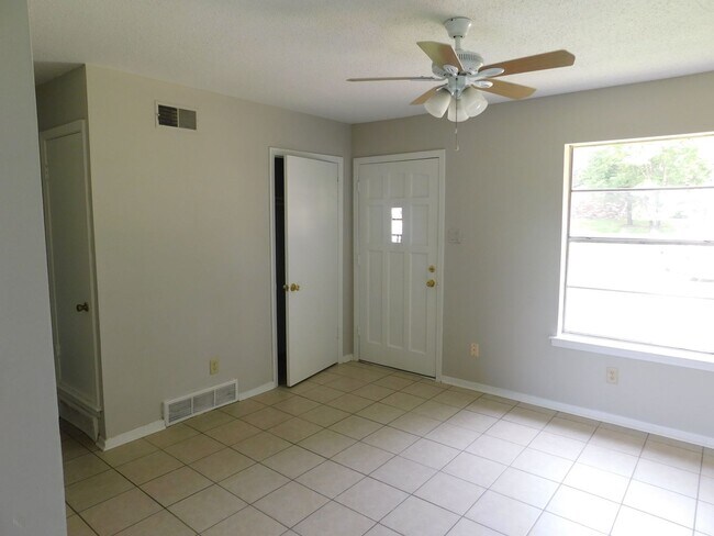 Building Photo - ****JUST REDUCED****1969 Dorchester Drive ...