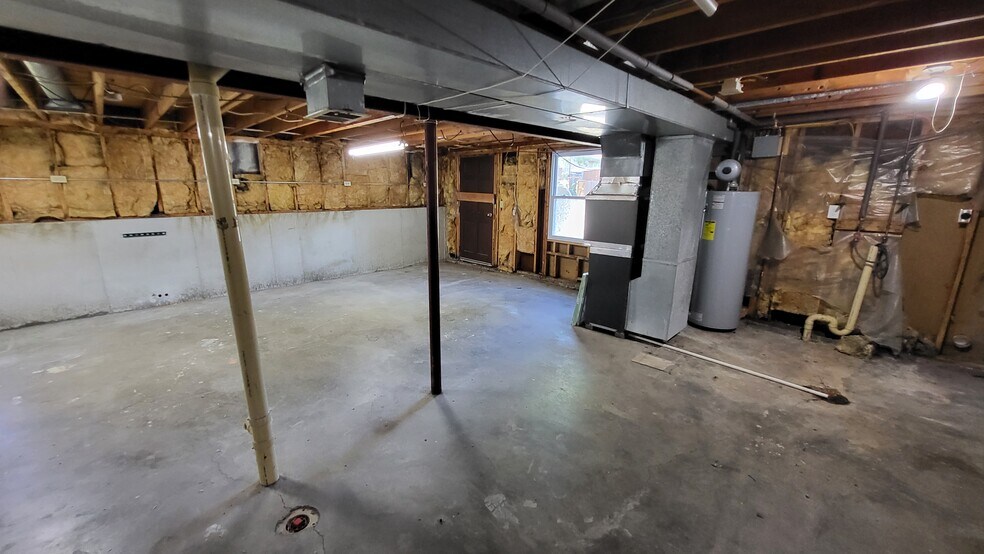 Building Photo - 14038 Dornoch St