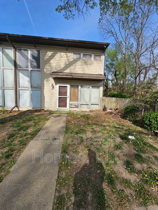 Primary Photo - 938 N 71 St