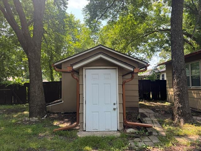 Building Photo - 1018 W Brockett St