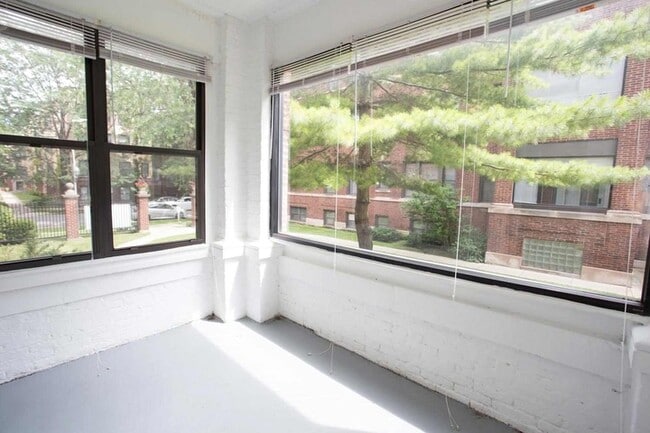 Floorplan - 5416 S. Woodlawn Avenue