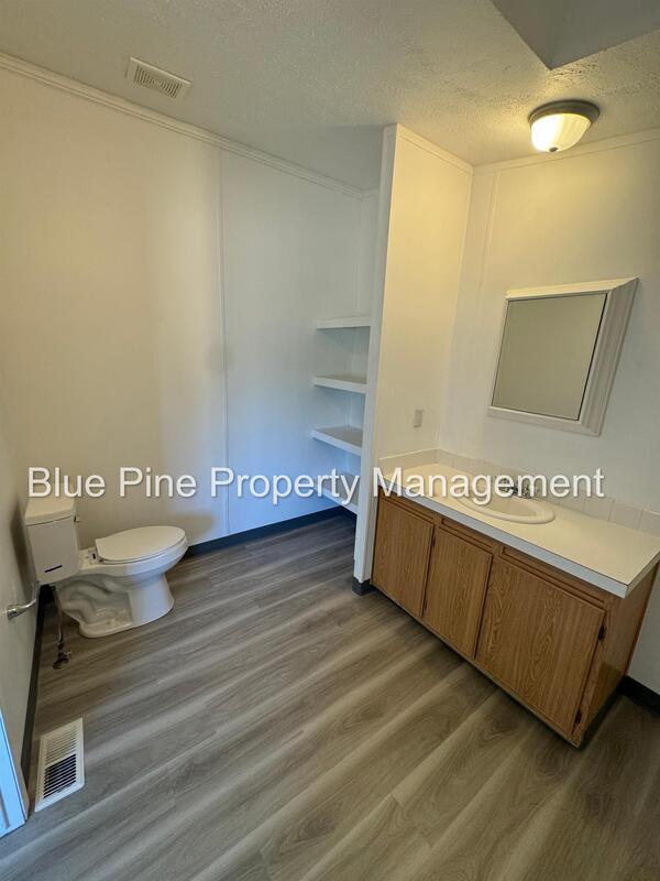 Building Photo - 6405 North 13th East