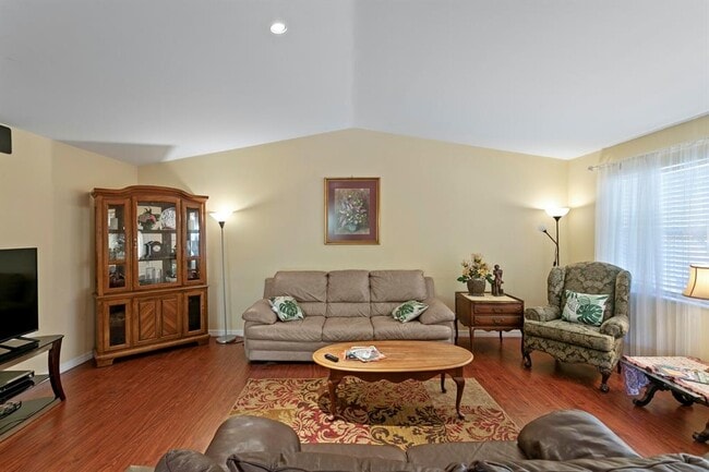 Building Photo - 1343 Highland Ave NW