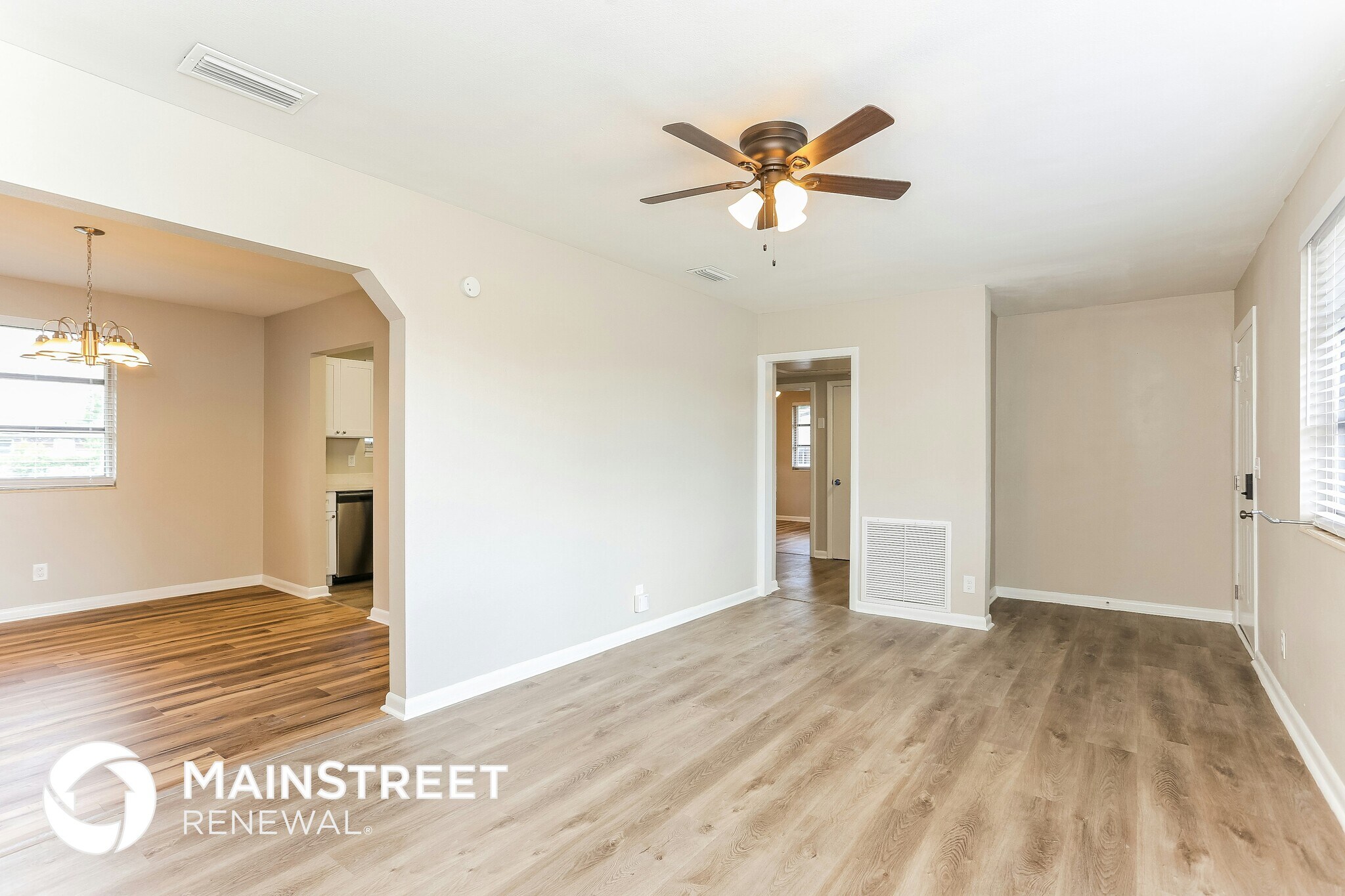 Building Photo - 6603 Syringa Ln