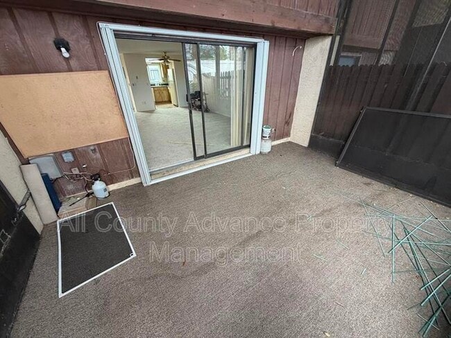 Building Photo - 2751 S Pines Dr