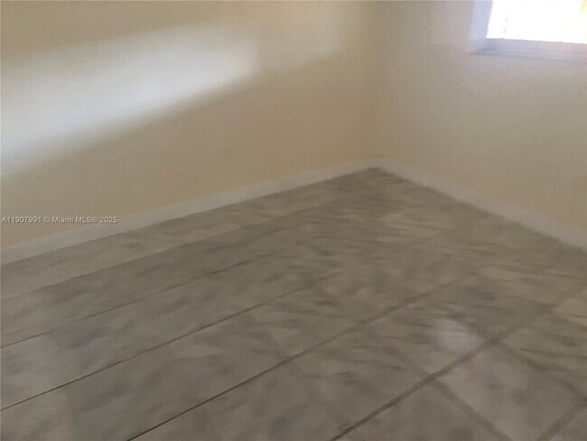 Building Photo - 15812 NW 39th Ct