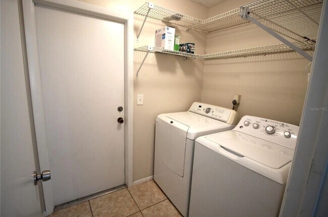 Building Photo - 2848 Rustic Oaks Dr
