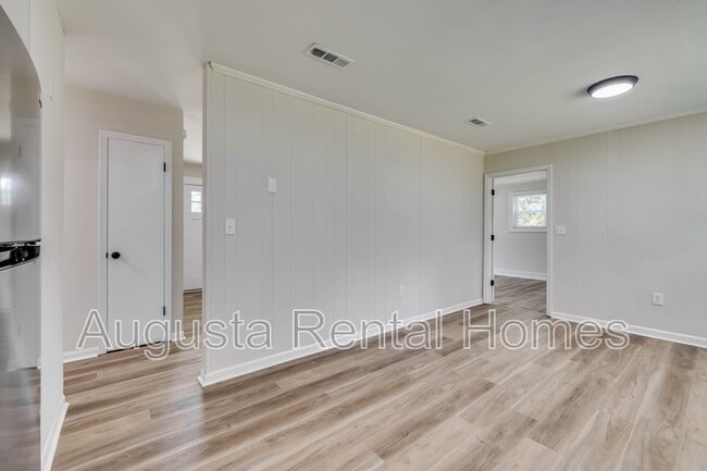 Building Photo - 3413 Charing Cross Ct