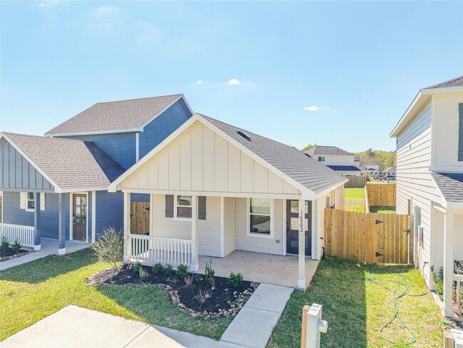 Building Photo - 16802 N Marie Vlg Dr