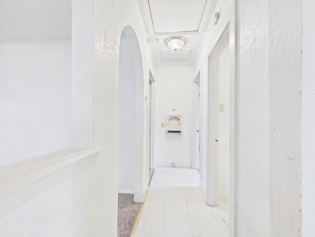 Building Photo - 4004 S Hayden St