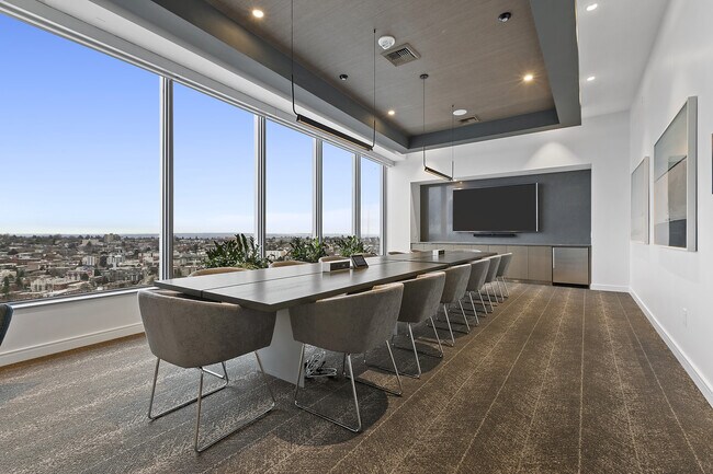 Building Photo - Nexus Condominium - 1 bedroom + den