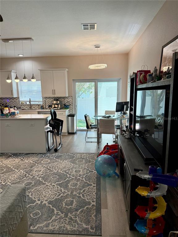 Building Photo - 13201 Opal Ct S