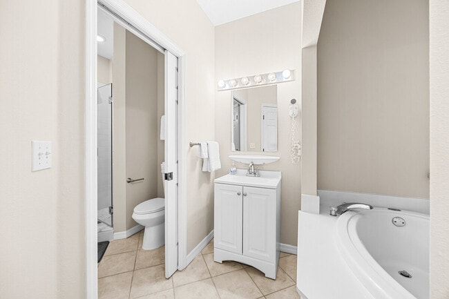 Building Photo - 9906 Perfect Dr