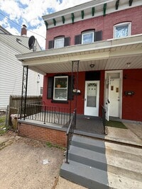 Building Photo - 306 Dayton St