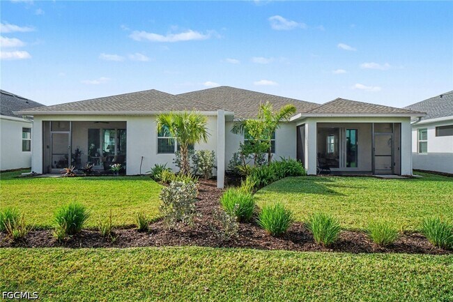 Building Photo - 44283 Panther Dr