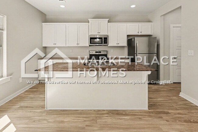 Building Photo - 11695 Woodland Lake Rd