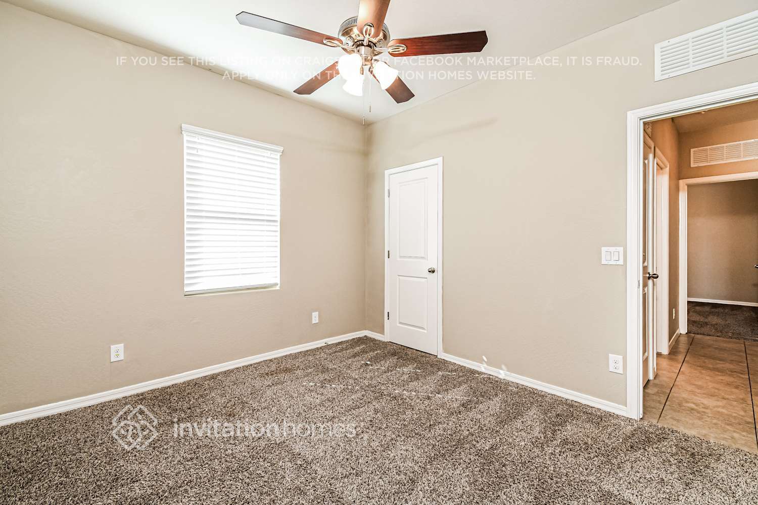 Building Photo - 30461 N Opal Dr