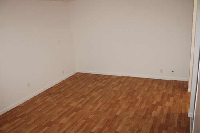 Building Photo - 2152 Blue Jay Cir., Pinole, CA 94564