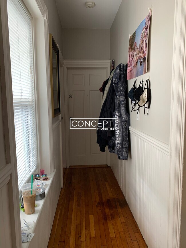 Building Photo - 900 Mass Ave. Unit 8CP