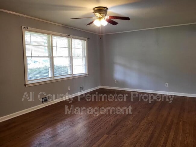 Building Photo - 2759 Ellenwood Cir