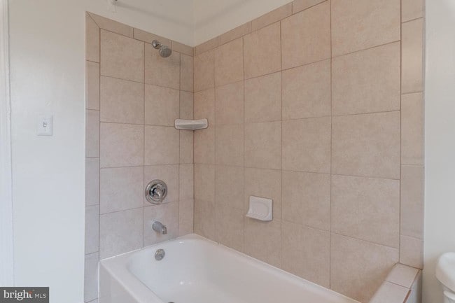 Building Photo - 2723 Dumbarton St NW