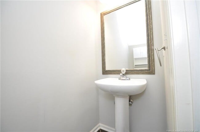 Building Photo - 101 Armfield Ct