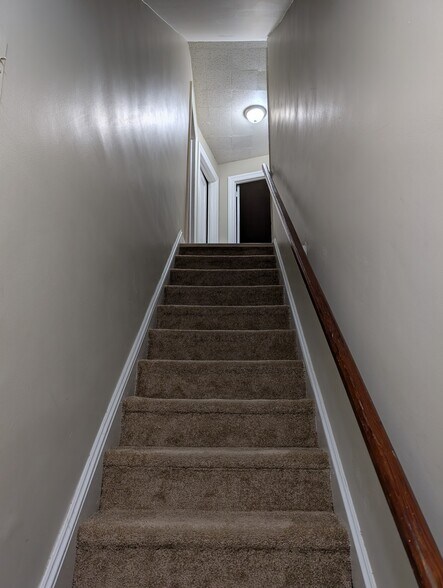 Stairs - 1109 W James St