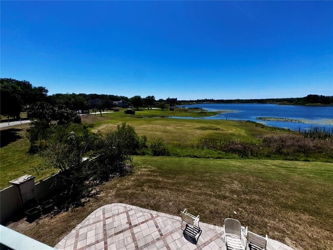 Building Photo - 7200 Bay Club Way