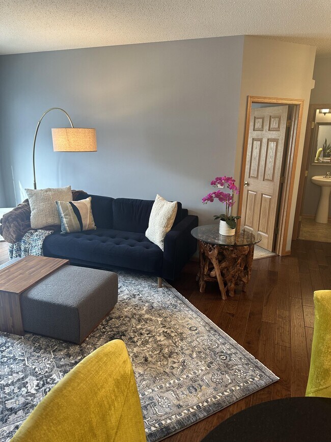 Building Photo - 6809 Pine Crest Trail S