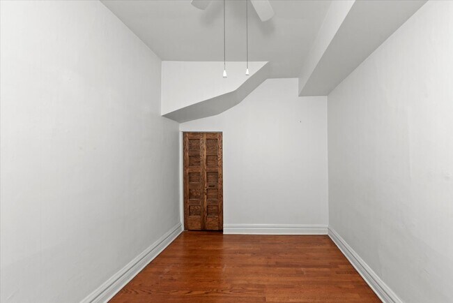 Building Photo - 3744 N Fremont St