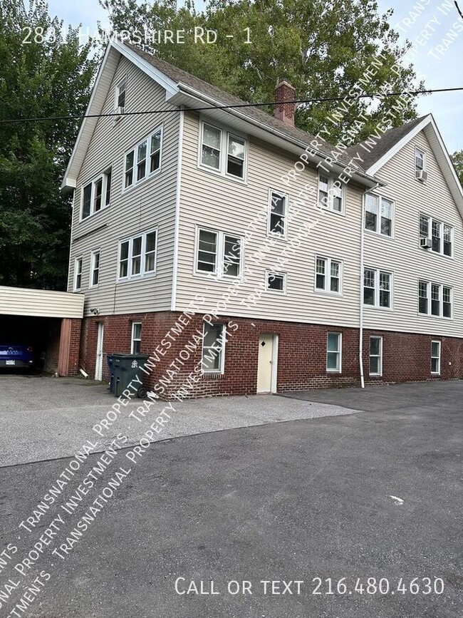 Building Photo - Cozy 3 Bedroom Available in Cleveland Heights