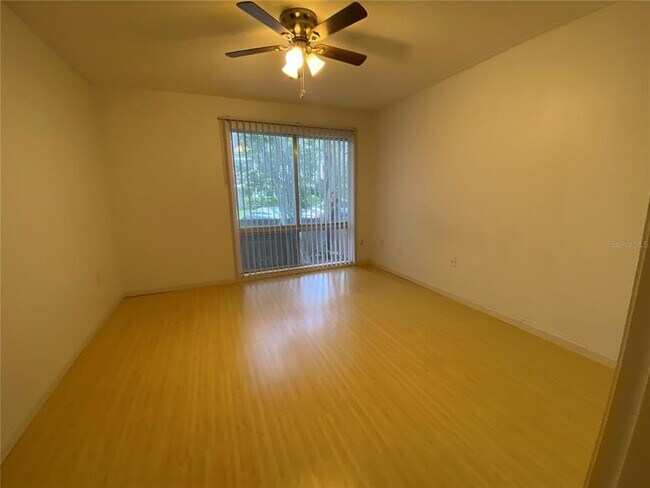 Building Photo - 1700 SW 16th Ct