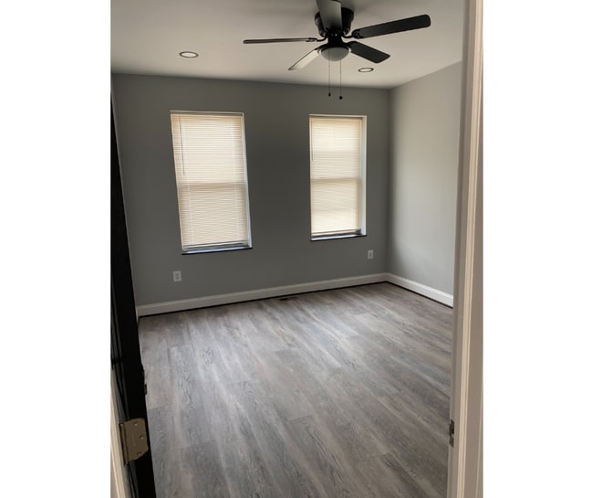 Building Photo - 3523 Edmondson Ave